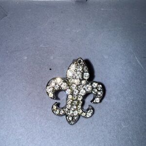 Vintage Rhinestone Fleur-de-Lis Brooch